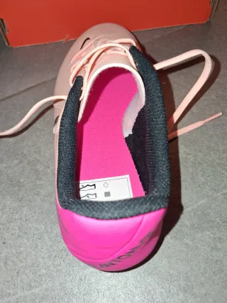 Zapatillas fútbol Nike Talla 38