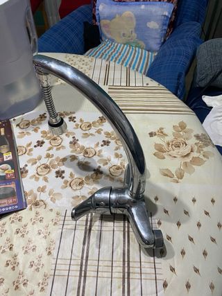 Grifo Cocina Pared Metal Flexible  NO HAGO ENVÍOS
