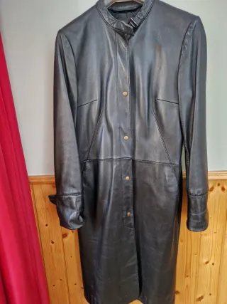 Abrigo de piel negro