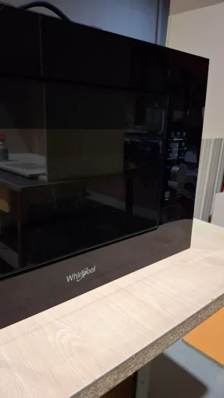Microondas Whirlpool Negro