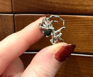 Anillo gótico de araña + ilustración (pregunta)
