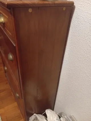 Zapatero de madera marrón de pino de buena calidad