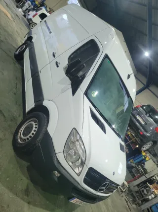 Mercedes-Benz Sprinter 2012