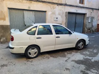 SEAT Cordoba 2002