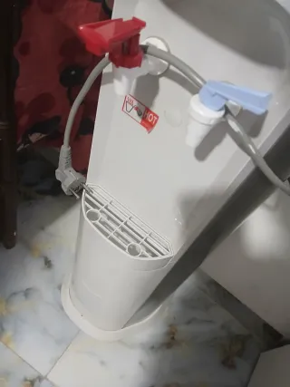 Dispensador Agua Fría y Caliente Venta en persona