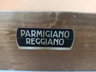 Basamento per forma Parmigiano Reggiano