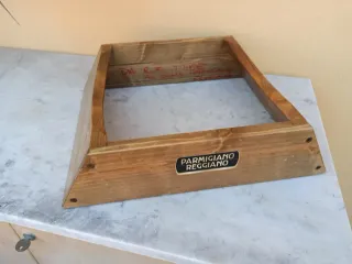 Basamento per forma Parmigiano Reggiano