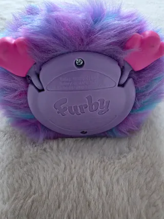 Muñeco Furby interactivo