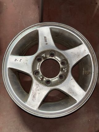 Llantas 15 Nissan Terrano (4 unidades)