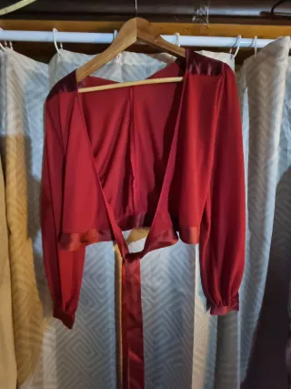 Conjunto de fiesta rojo