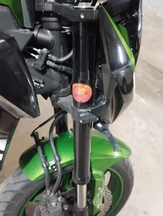 Kawasaki Z800 ABS Verde y negra