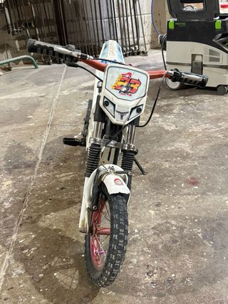 Moto Eléctrica Infantil KUBERG
