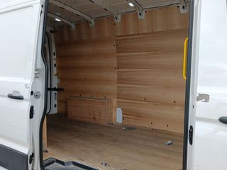 Volkswagen Crafter 35 Furgón BL TA FWD L4H3