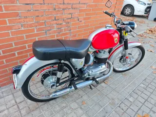 Bultaco 200.