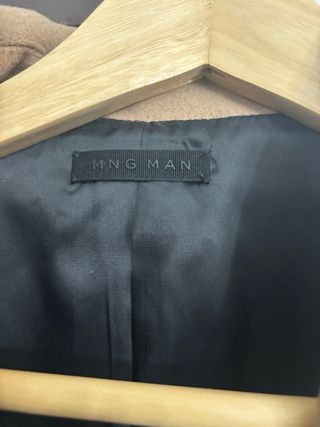 Abrigo marrón elegante