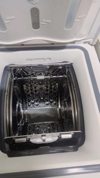 Lavadora Carga Superior Midea MF100T70B/W-ES