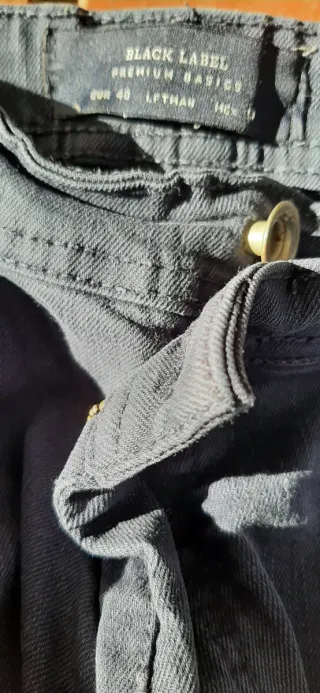 Lote 3 Pantalones T.40, 42 y 44