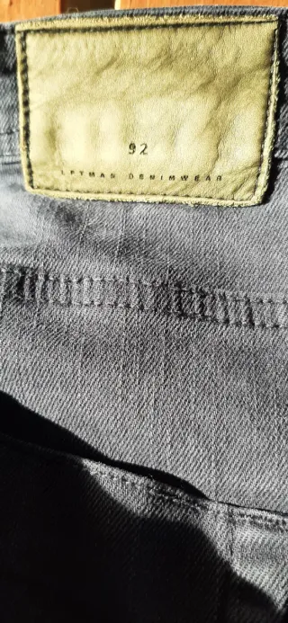 Lote 3 Pantalones T.40, 42 y 44