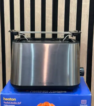Tostadora Russell Hobbs ranuras grandes