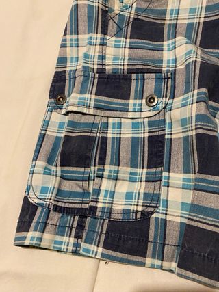 Pantalón corto de cuadros de hombre