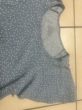 Maglietta azzurra a pois taglia M