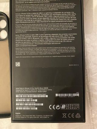 Funda iPhone 12 Pro + 3 protectores de pantalla