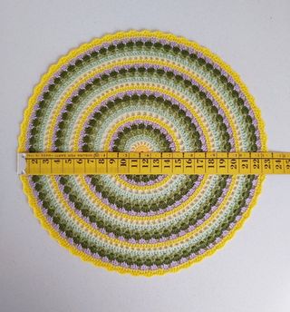 Tapete redondo ganchillo mandala 22.5cm