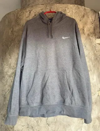 Sudadera Nike Gris