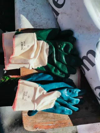 Guantes de trabajo resistentes