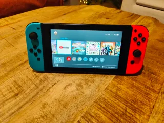 Nintendo Switch V2 + Accesorios