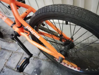 Bicicleta BMX arancione