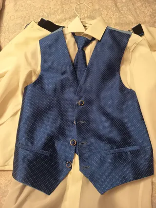 Traje de Comunión Blanco con Detalles