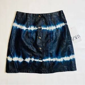 Minifalda Zara efecto piel Talla S