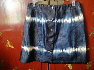 Minifalda Zara efecto piel Talla S