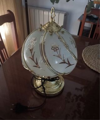 Lampada da tavolo vintage dorata e in cristallo