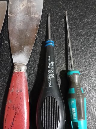 Lote Herramientas: Tijeras, Espátulas, Destornilla