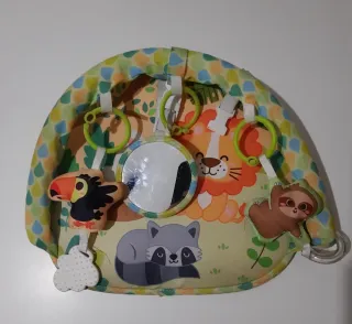 Tapete de actividades para bebé