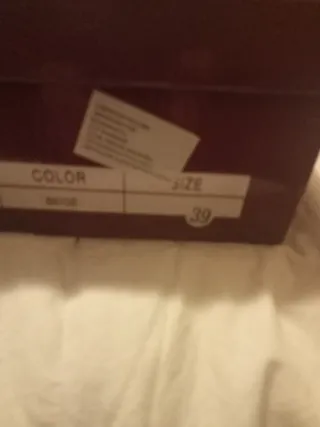 Zapatos de fiesta dorados mujer