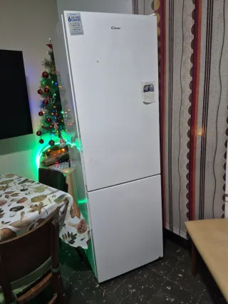 Nevera Candy Blanca 1.80m Seminueva