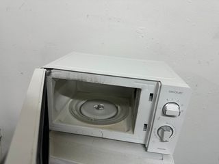 Microondas Cecotec 20L 700W
