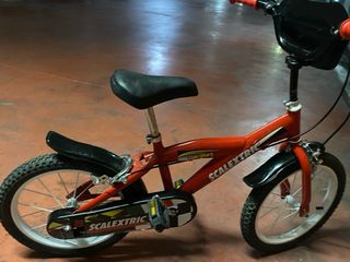 Bicicleta infantil Scalextric roja