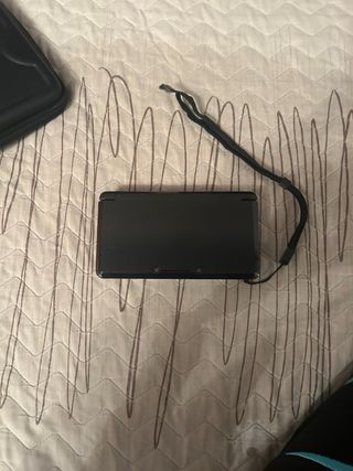 Nintendo 3DS + custodia Pokémon + caricatore + Pokémon Sole