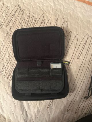 Nintendo 3DS + custodia Pokémon + caricatore + Pokémon Sole