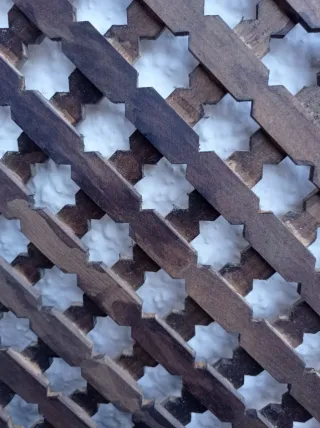 Celosía de madera decorativa