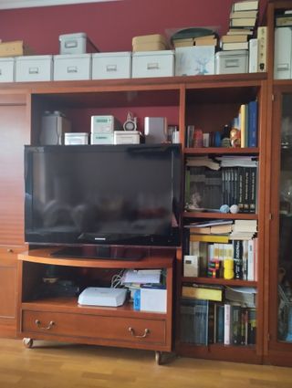 Mueble de salón color cerezo