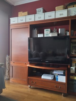 Mueble de salón color cerezo