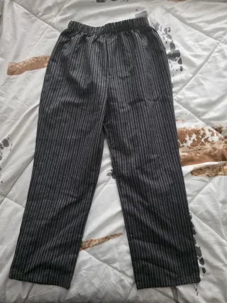 Pantalón de niño a rayas