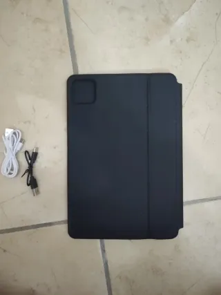 Funda con Teclado y Trackpad