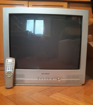 RETROGAMING TV SAMSUNG CRT 21 RATIO 4:3