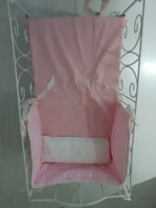 Cuna de juguete metal forjado rosa